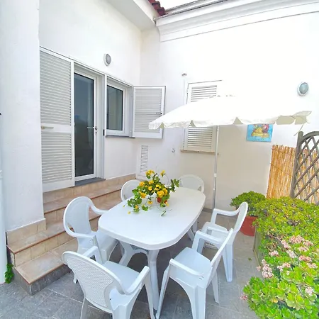 Euploia Holiday home *